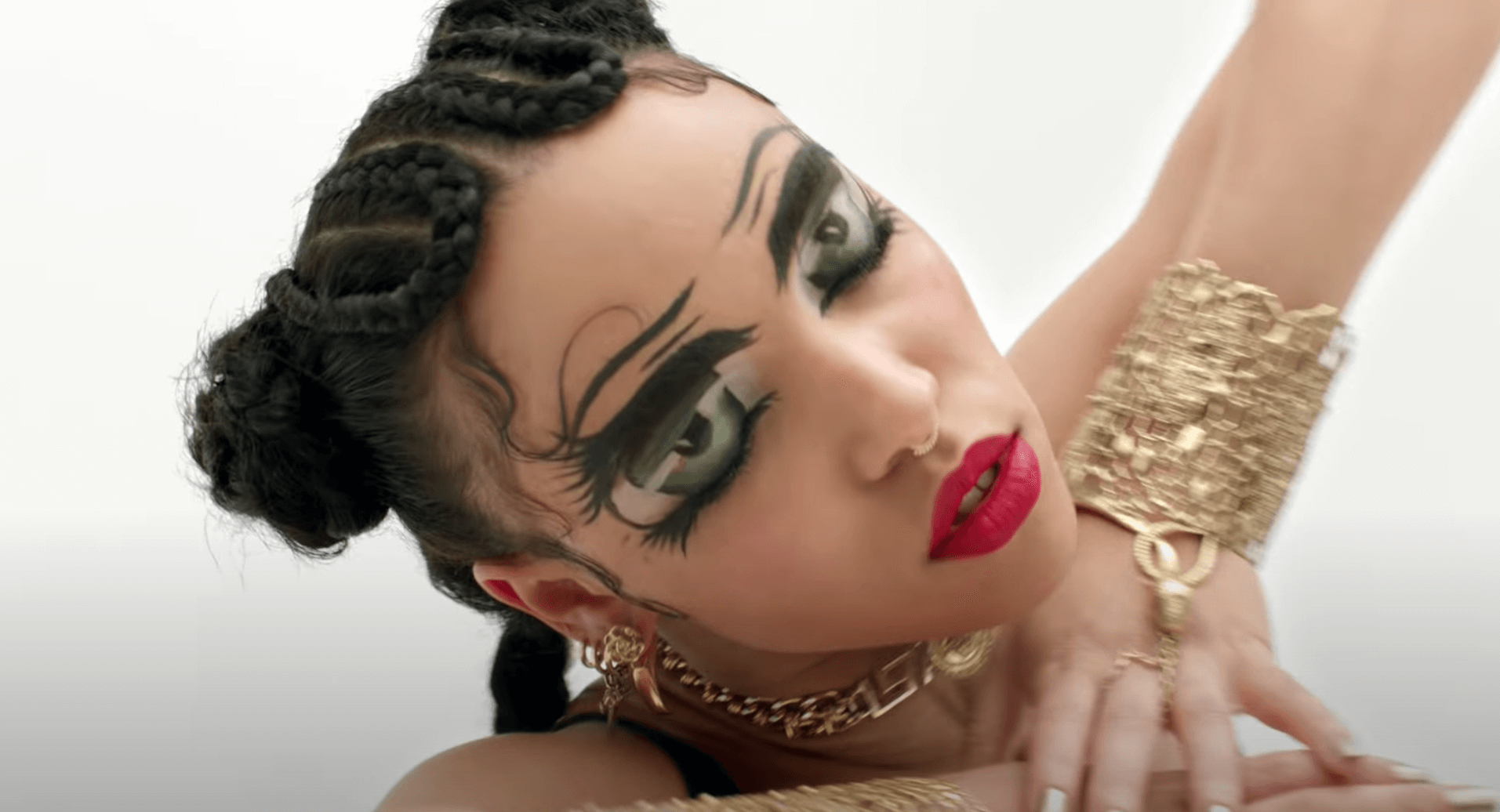 FKA twigs